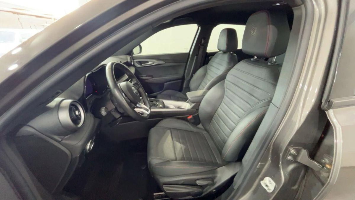 Alfa Romeo Tonale 1.6 Sprint 130cv tct6 (5)