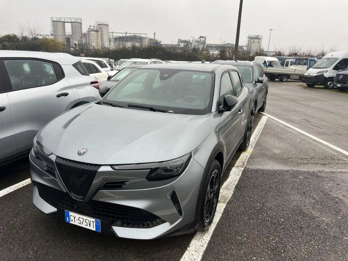 Alfa Romeo Junior elettrica Speciale 156cv