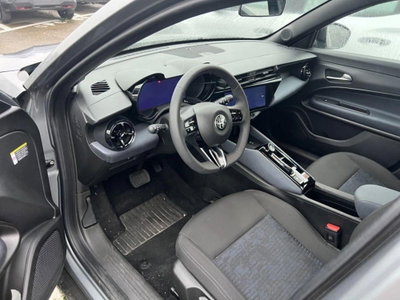Alfa Romeo Junior elettrica Speciale 156cv (4)