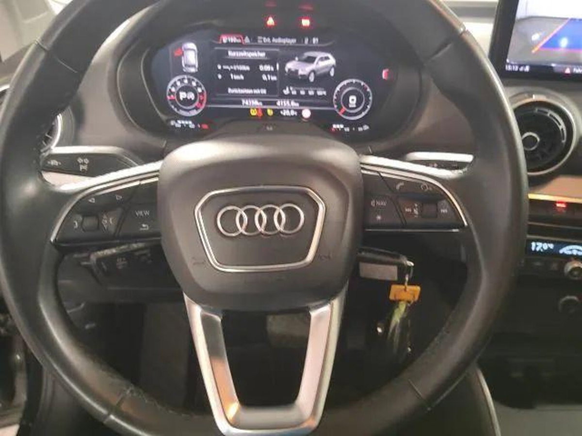 Audi Q2 Q2 35 TFSI S tronic Business (11)