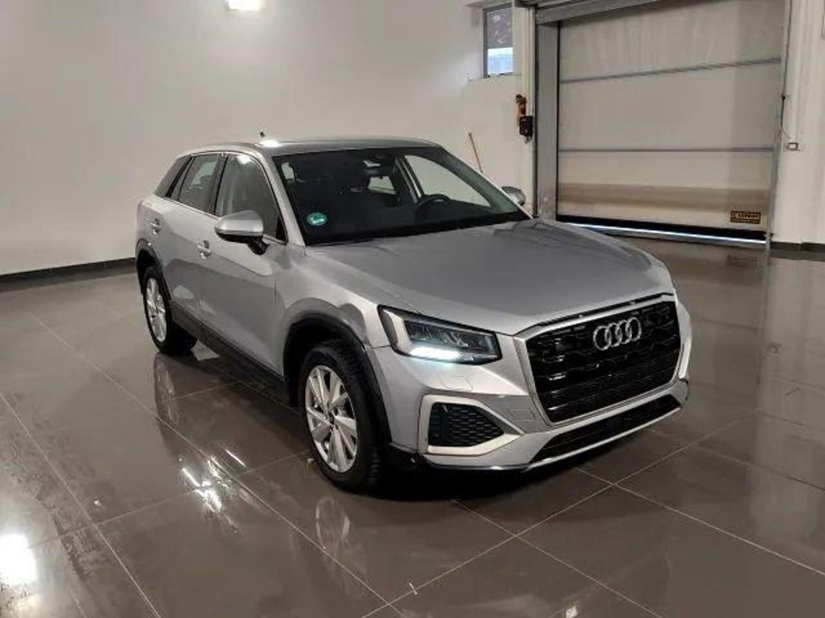 Audi Q2 Q2 35 TFSI S tronic Business (2)