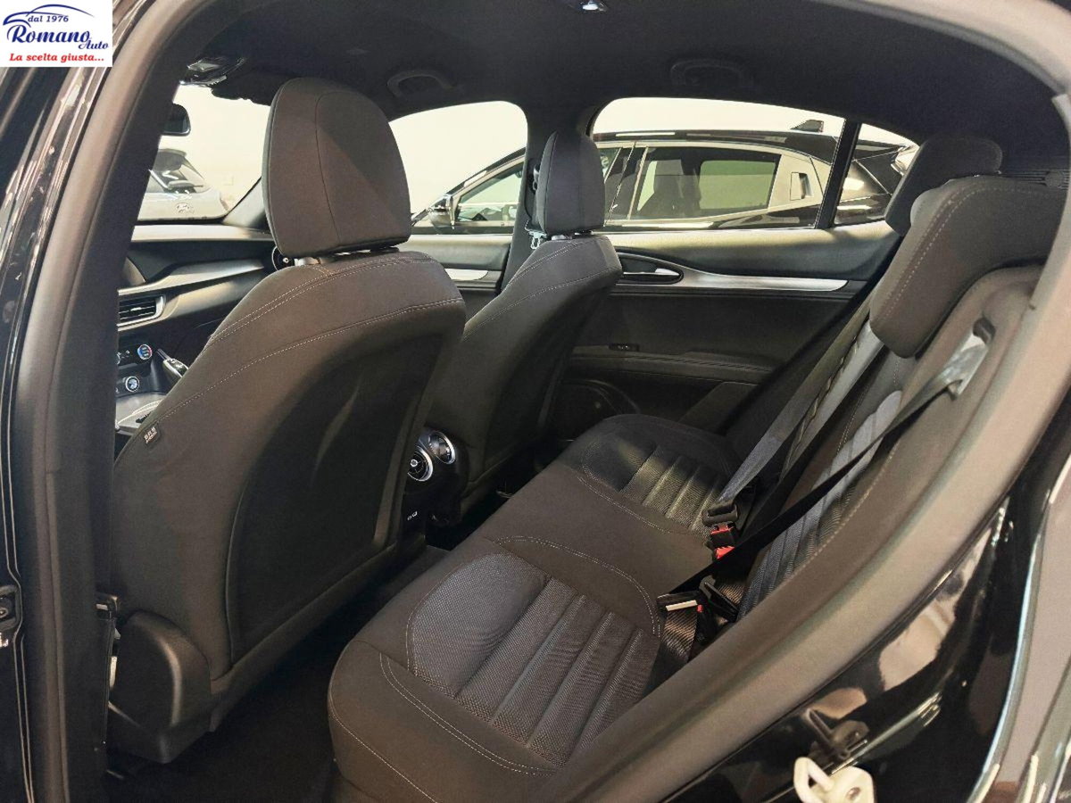 Alfa Romeo Stelvio Stelvio 2.2 Turbodiesel 160 CV AT8 RWD Sprint (11)