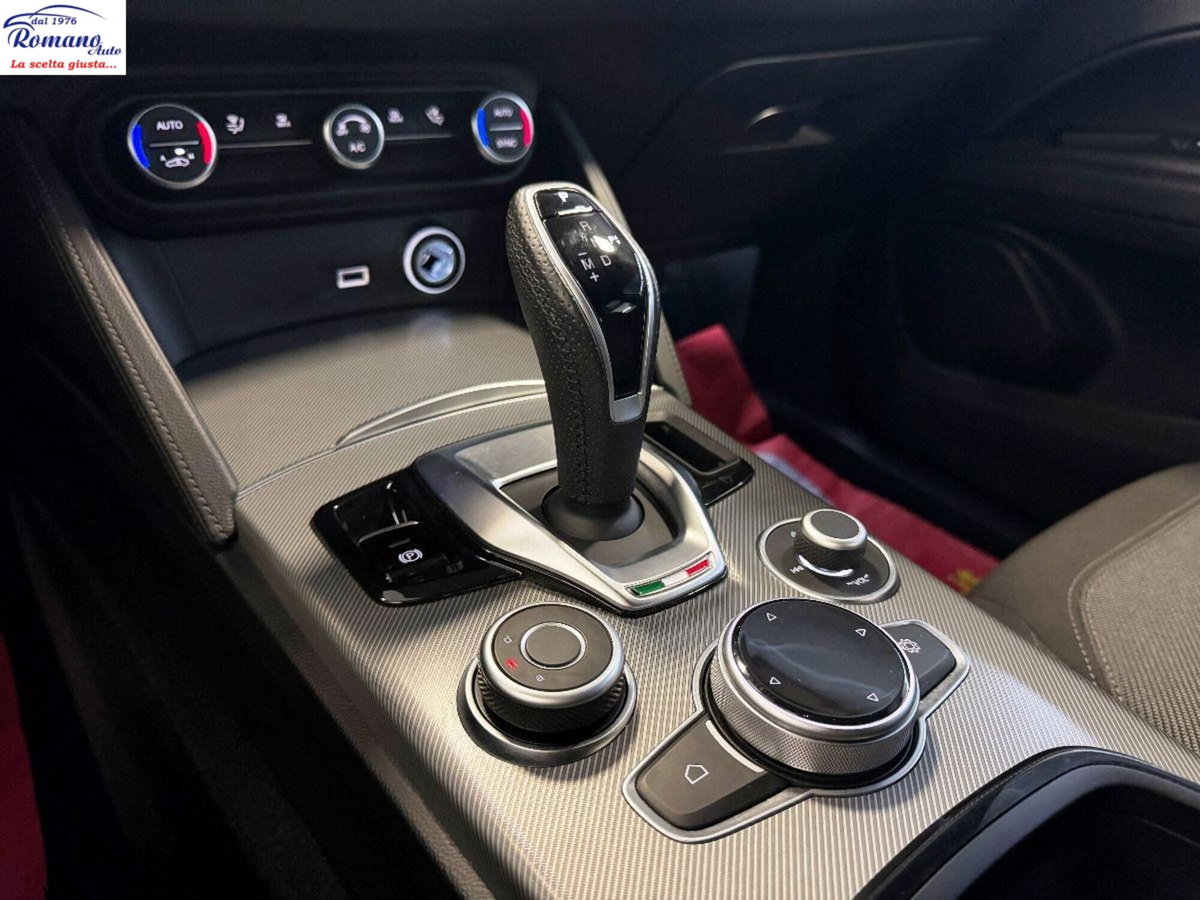 Alfa Romeo Stelvio Stelvio 2.2 Turbodiesel 160 CV AT8 RWD Sprint (17)