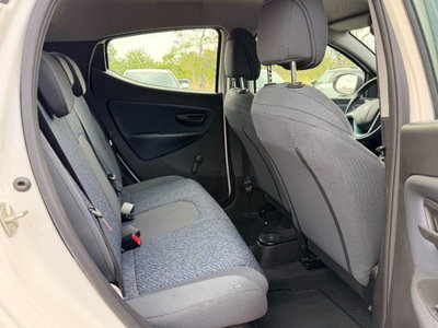 Lancia Ypsilon 1.0 FireFly 5 porte S&S Hybrid Gold Plus (10)