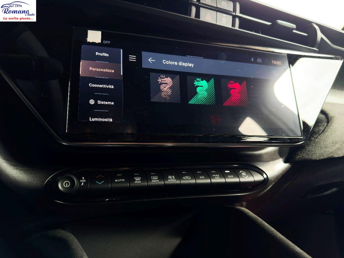 Alfa Romeo Junior 1.2 ibrida Q4 Intensa 145cv edct6 (18)