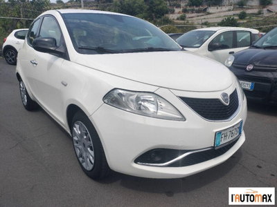 Lancia Ypsilon 1.3 MJT 16V 95 CV 5 porte S&S Gold (3)
