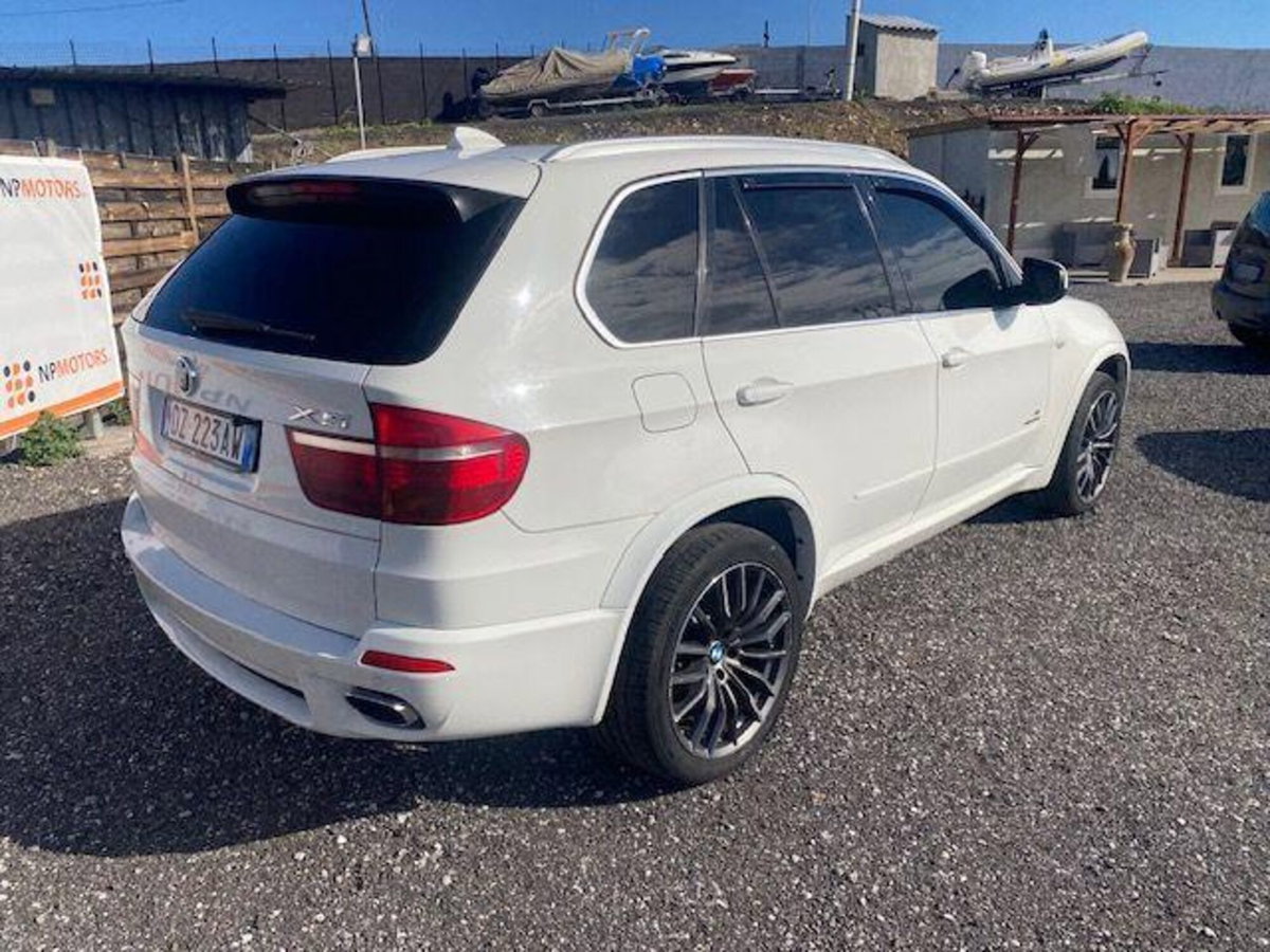 BMW X5 xDrive30d Attiva (4)