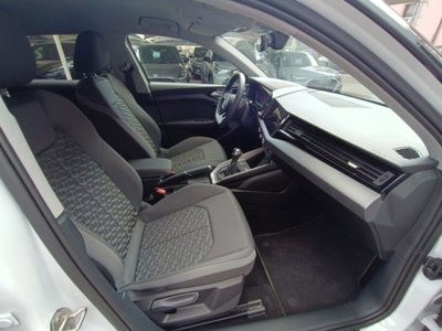 Audi A1 Sportback 30 TFSI S tronic Identity Black (12)