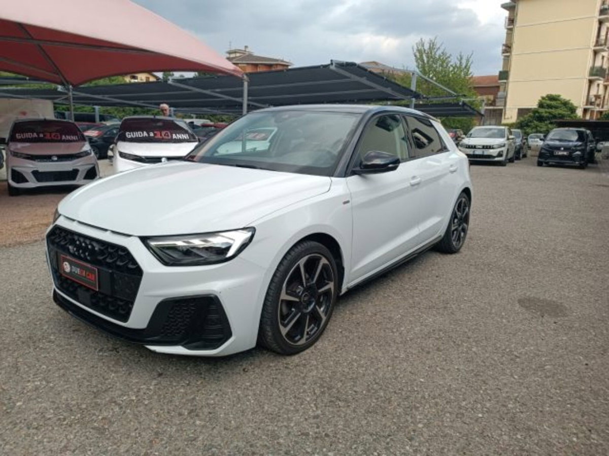 Audi A1 Sportback 30 TFSI S tronic Identity Black (3)