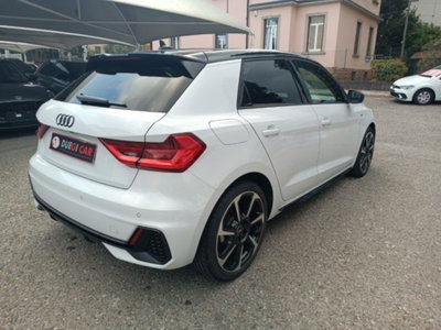 Audi A1 Sportback 30 TFSI S tronic Identity Black (7)