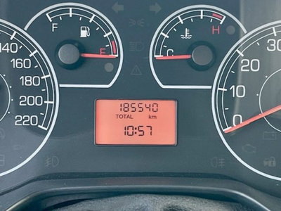 Fiat Punto 1.2 8V 3 porte Easy (15)