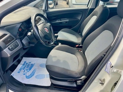 Fiat Punto 1.2 8V 3 porte Easy (8)