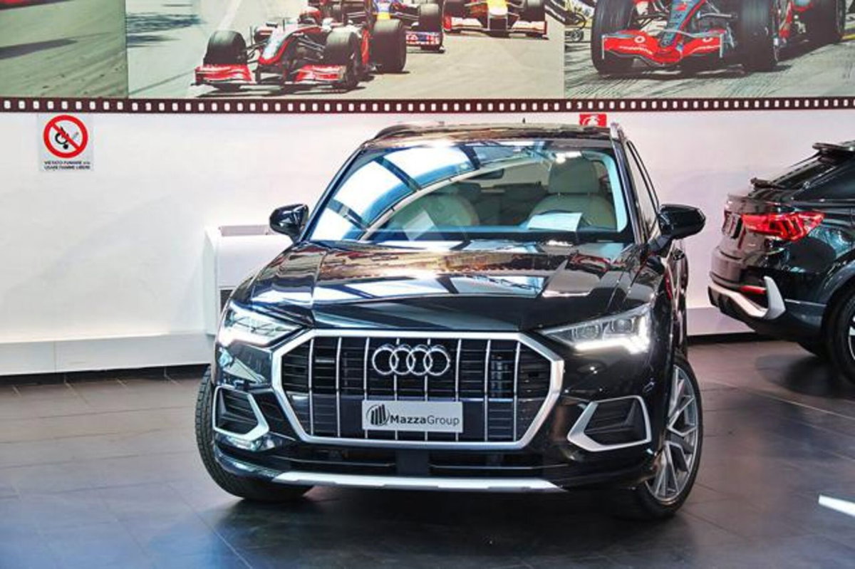 Audi Q3 45 2.0 tfsi Business Advanced quattro 245cv s-tronic (5)