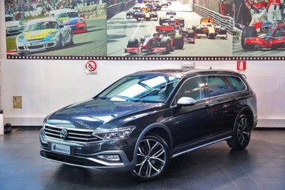 Volkswagen Passat Variant Alltrack 2.0 TDI 200 CV 4MOTION DSG usata
