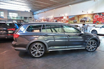 Volkswagen Passat Variant Alltrack 2.0 TDI 200 CV 4MOTION DSG (10)