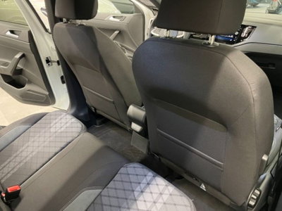 Volkswagen Taigo 1.0 tsi R-Line 115cv (20)