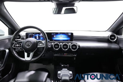 Mercedes-Benz Classe A Sedan 180 d 4p. Sport (10)