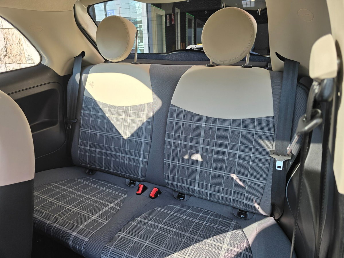 Fiat 500 1.2 Lounge (4)