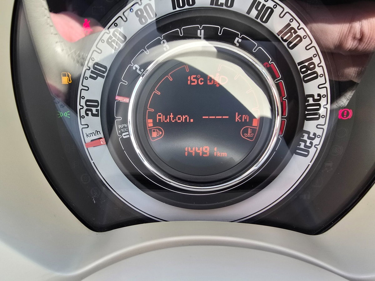 Fiat 500 1.2 Lounge (9)