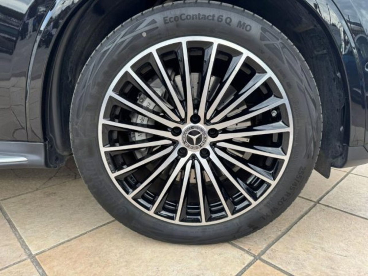 Mercedes-Benz GLC SUV 220 d AMG Line Premium Plus 4matic auto (5)
