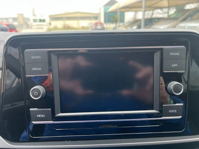 Volkswagen T-Roc 1.0 TSI Life (13)