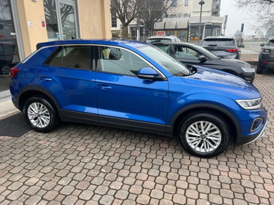 Volkswagen T-Roc 1.0 TSI Life (2)