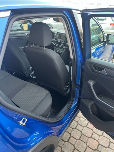 Volkswagen T-Roc 1.0 TSI Life (8)
