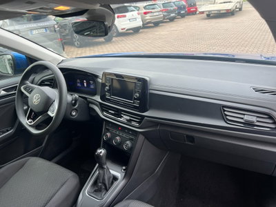 Volkswagen T-Roc 1.0 TSI Life (9)