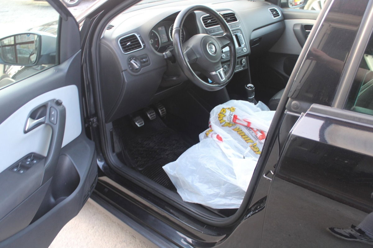 Volkswagen Polo 1.6 TDI 90CV DPF 5 porte Highline (14)