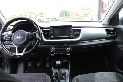 Kia Stonic 1.6 CRDi 110 CV Energy (12)