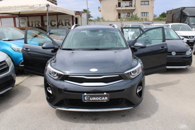 Kia Stonic 1.6 CRDi 110 CV Energy (13)
