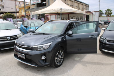 Kia Stonic 1.6 CRDi 110 CV Energy (15)