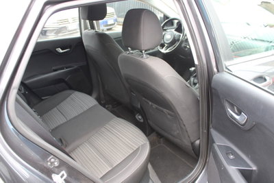 Kia Stonic 1.6 CRDi 110 CV Energy (8)