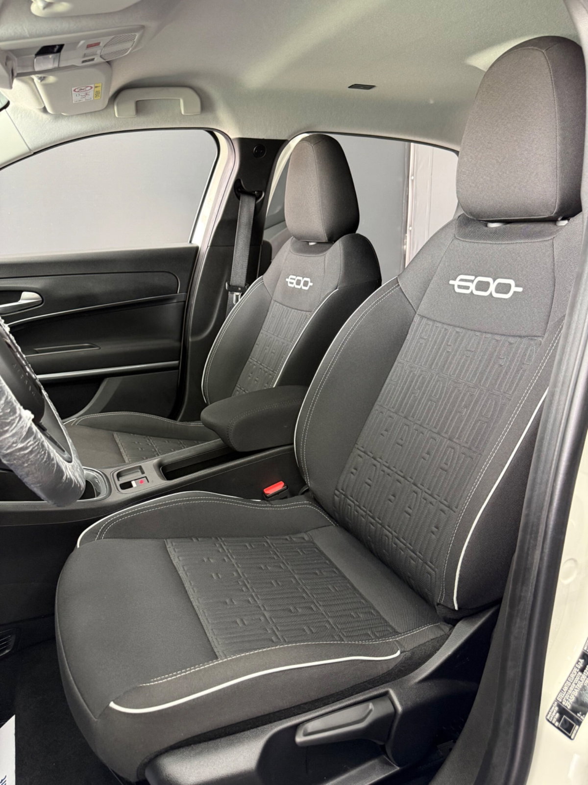 Fiat 600 1.2 hybrid La Prima 145cv auto (20)
