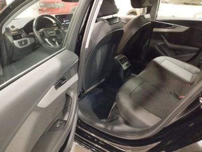 Audi A4 Avant 35 TDI/163 CV S tronic Business Advanced (14)