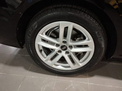 Audi A4 Avant 35 TDI/163 CV S tronic Business Advanced (8)