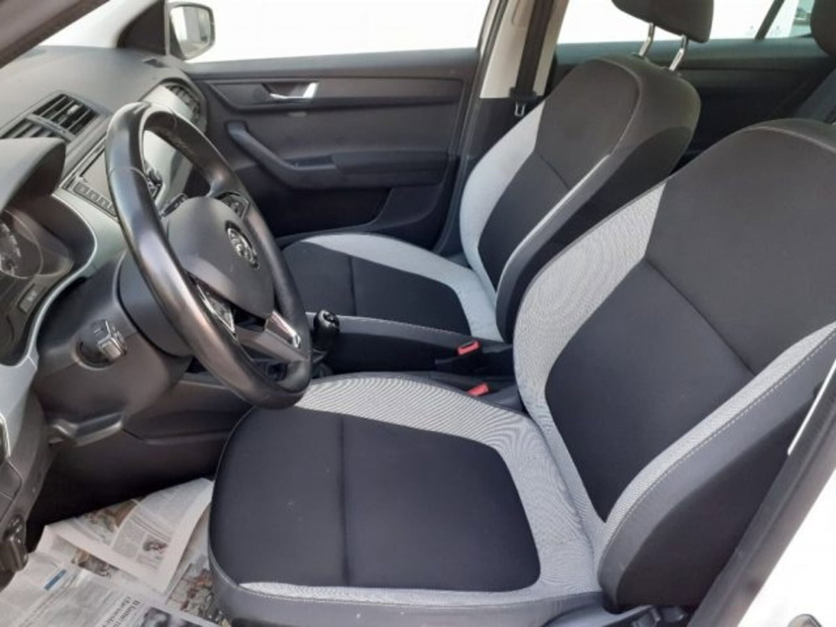 Skoda Fabia 1.4 TDI 75 CV Twin Color Design Edition Nero (10)
