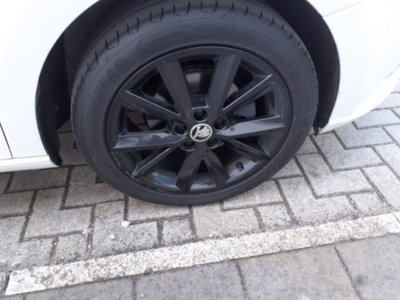 Skoda Fabia 1.4 TDI 75 CV Twin Color Design Edition Nero (5)