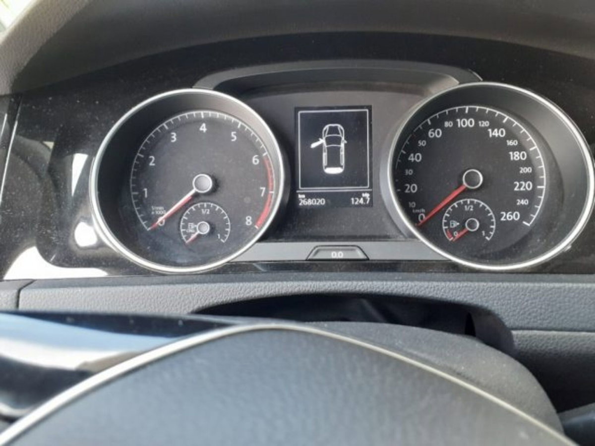 Volkswagen Golf 1.4 TGI DSG 5p. Highline BlueMotion (11)