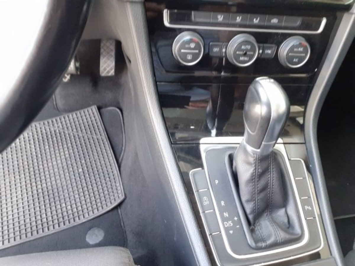Volkswagen Golf 1.4 TGI DSG 5p. Highline BlueMotion (13)
