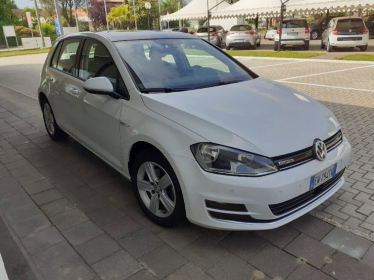 Volkswagen Golf 1.4 TGI DSG 5p. Highline BlueMotion (2)