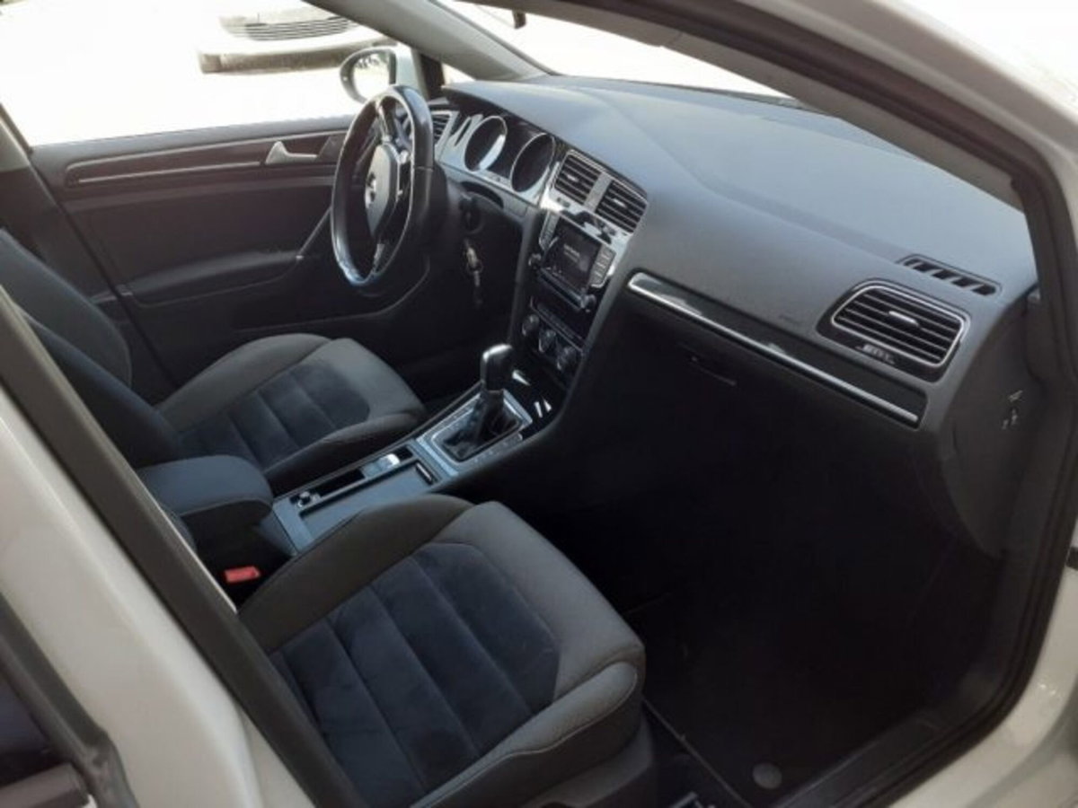 Volkswagen Golf 1.4 TGI DSG 5p. Highline BlueMotion (7)