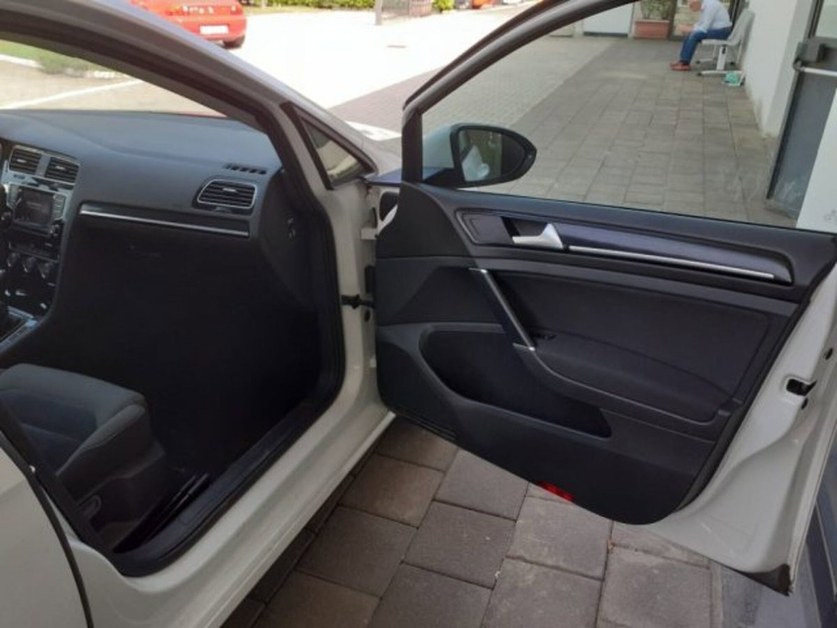 Volkswagen Golf 1.4 TGI DSG 5p. Highline BlueMotion (8)
