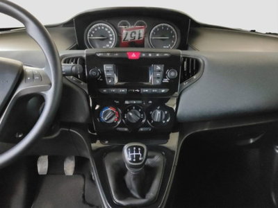 Lancia Ypsilon 1.2 69 CV 5 porte Elefantino Blu (13)