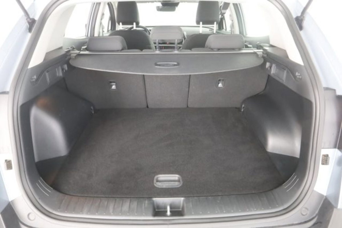 Kia Sportage 1.6 crdi mhev Business dct (6)