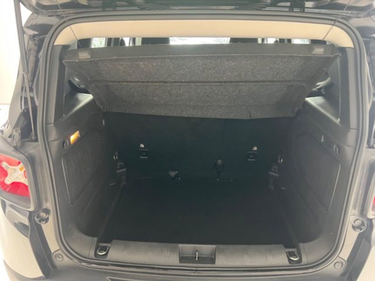 Jeep Renegade 1.6 Mjt DDCT 120 CV Limited (17)