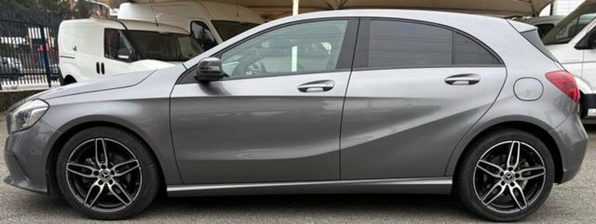 Mercedes-Benz Classe A 200 d Automatic 4Matic Premium (7)