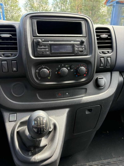 Opel Vivaro Furgone 27 1.6 CDTI PC-TN Combi (11)