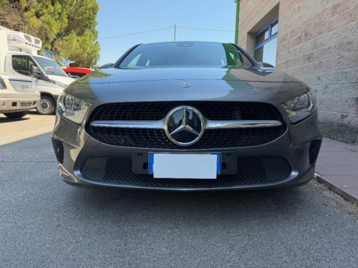 Mercedes-Benz Classe A 160 Sport (5)