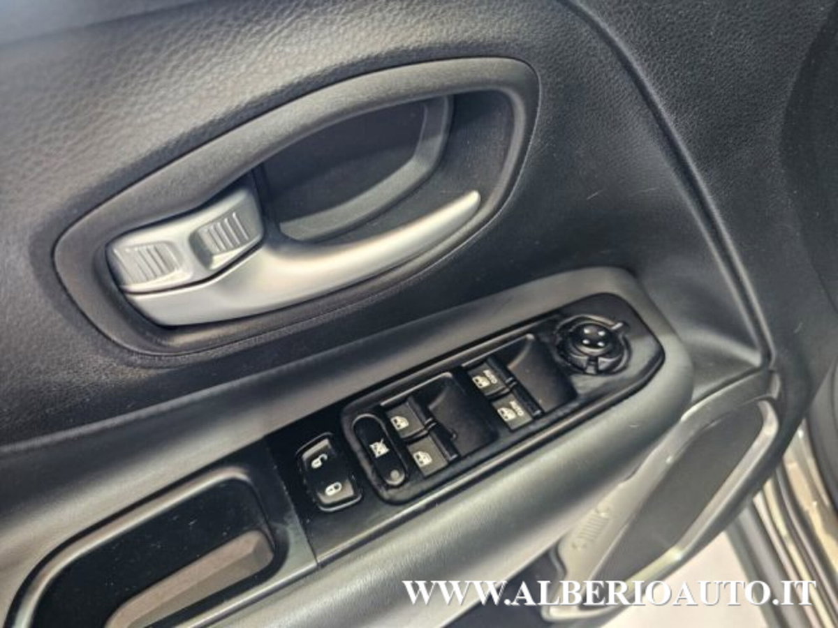 Jeep Renegade 1.6 Mjt DDCT 120 CV Limited (20)